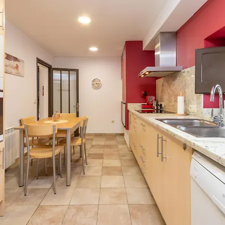 Casa De Piedra En La Costa Brava * Sant Jordi Desvalls